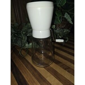 Vintage Gemco Clear Glass Spice nut herb Grinder With Metal Handle